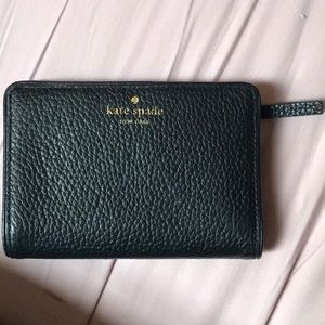 Black Kate spade wallet ♠️❤️